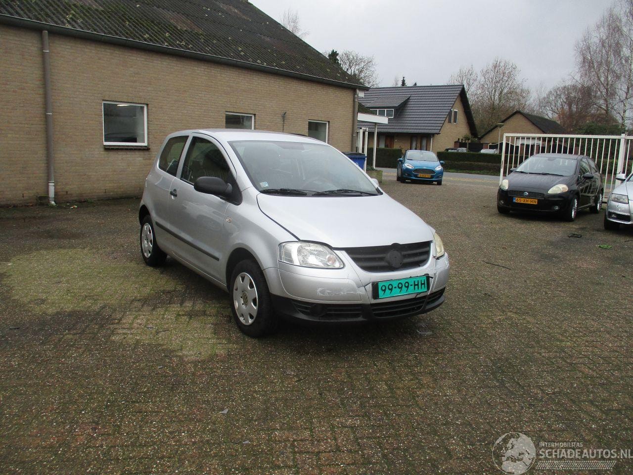 Volkswagen Fox - 1.2 TrendLine NAP - AutoWereld.nl