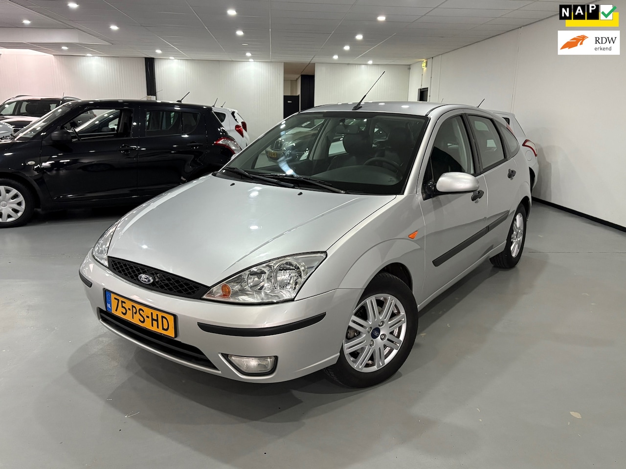 Ford Focus - 1.6-16V Futura 1.6-16V Futura - AutoWereld.nl