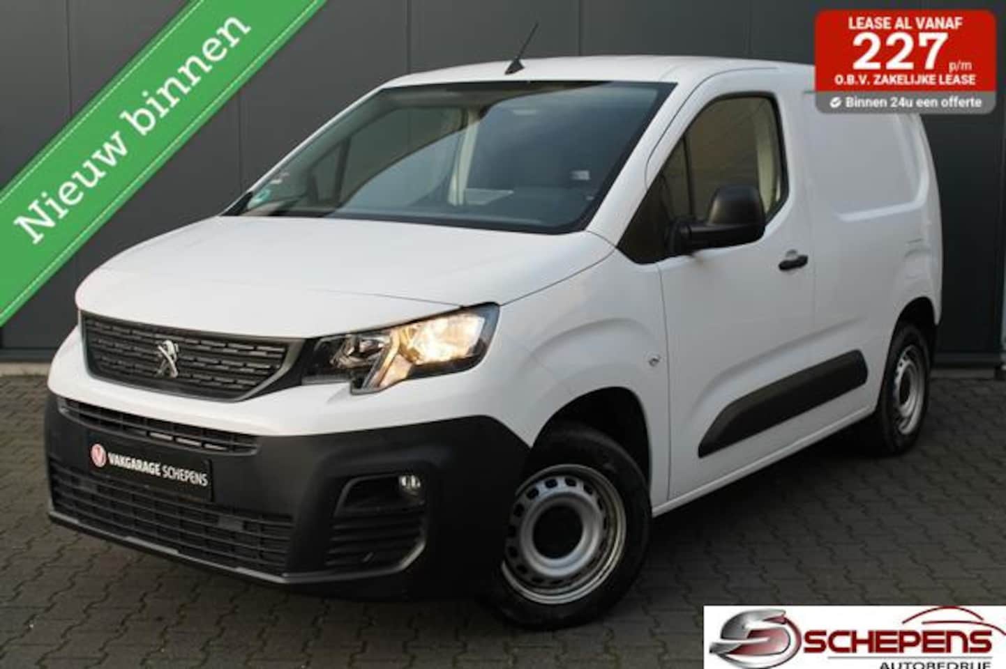 Peugeot Partner - bestel 1.2 PureTech Premium | 3 ZITS | Carplay | Trekhaak - AutoWereld.nl