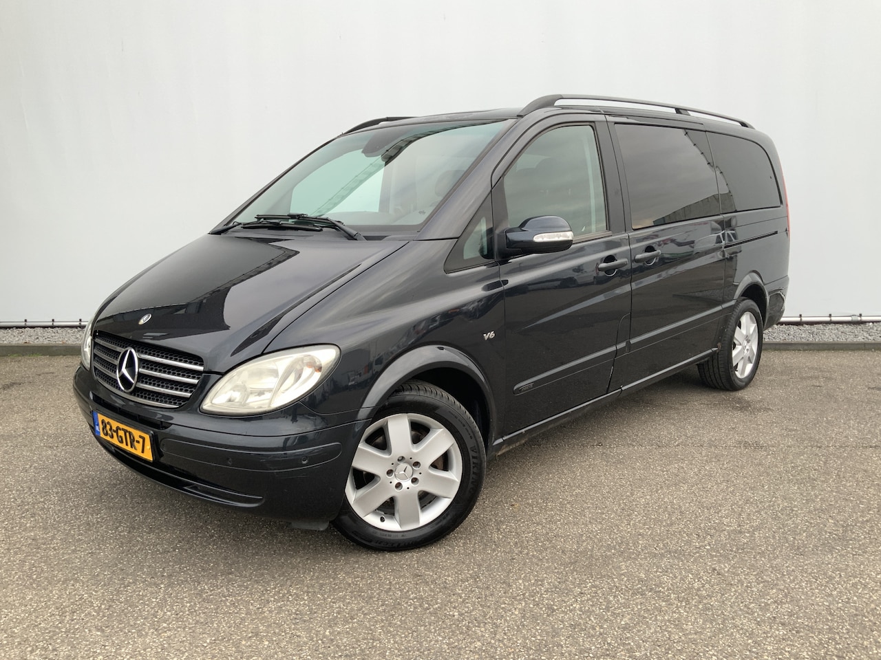 Mercedes-Benz Viano - 3.0 CDI Ambiente Lang Automaat Airco Cruis 8 Pers, Leer Alu Velg Trekhaah 2500 kg Euro 4 - AutoWereld.nl