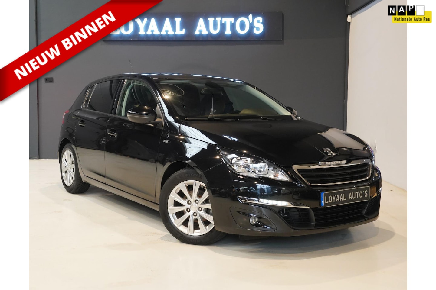 Peugeot 308 - 1.2 PureTech Style | NAVI | CRUISE | AIRCO | PDC | APK | NAP. - AutoWereld.nl