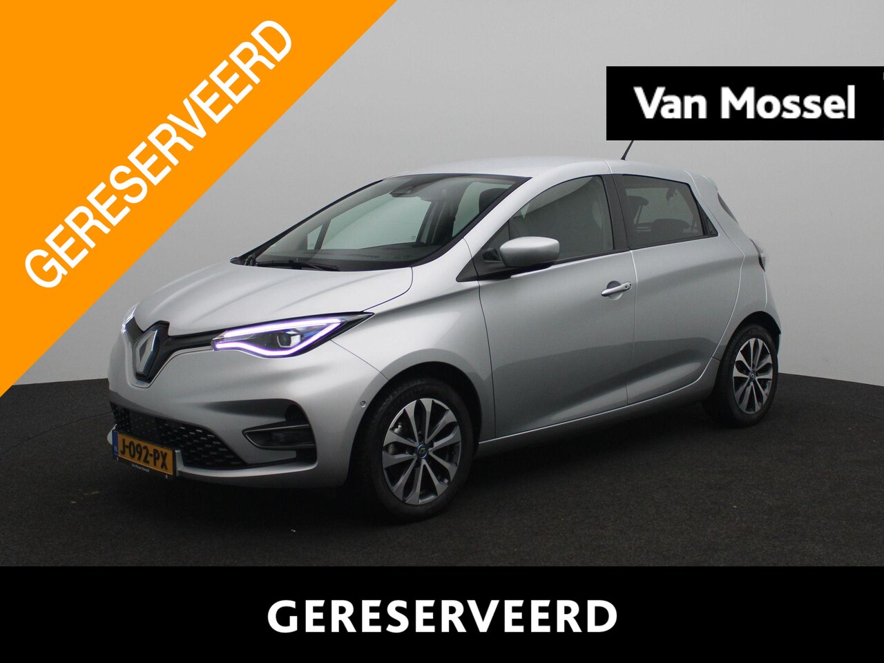 Renault Zoe - R135 Intens 52 kWh (ex Accu) Huuraccu vanaf € 79,- pm | Automaat | Climate Control | Easy - AutoWereld.nl