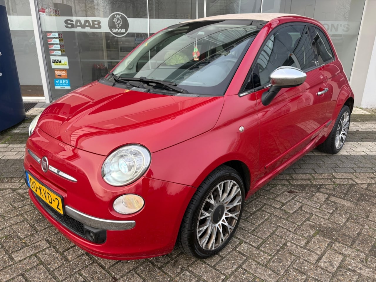 Fiat 500 C - 1.2 Lounge Xenon Robotvervangen - AutoWereld.nl