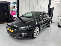 Volkswagen Scirocco - 1.4 TSI Highline PANO KEYLESS XENON DYNAUDIO