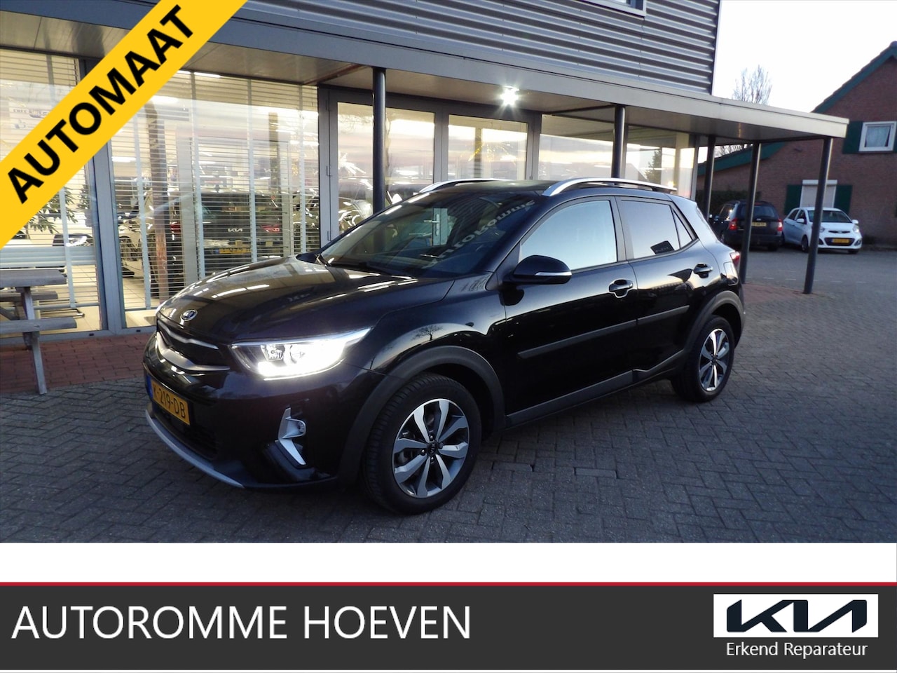 Kia Stonic - 1.0 Turbo AUTOMAAT DynamicPlusLine 14.000km!! - AutoWereld.nl