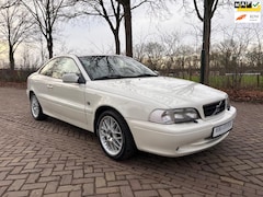 Volvo C70 Coupé - 2.3 T-5 Luxury-Line, uniek in wit, topstaat, NL auto