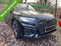 Audi Q5 Sportback - 40 TFSI 204 PK S-Line Luchtvering Lederen interieur Trekhaak ACC Matrix Led Keyless Entry