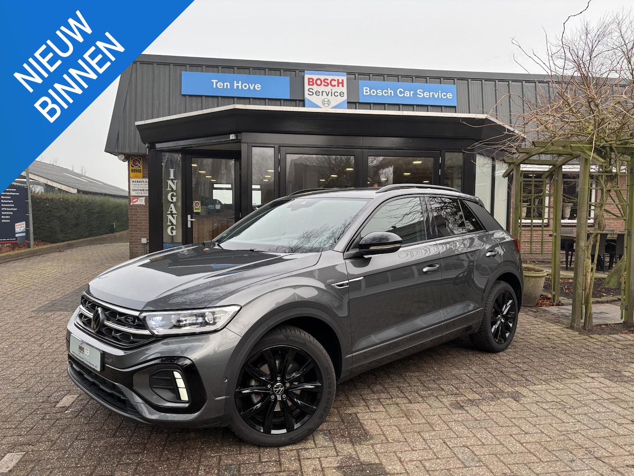 Volkswagen T-Roc - 1.5 TSI DSG R-Line Black Style Camera - AutoWereld.nl