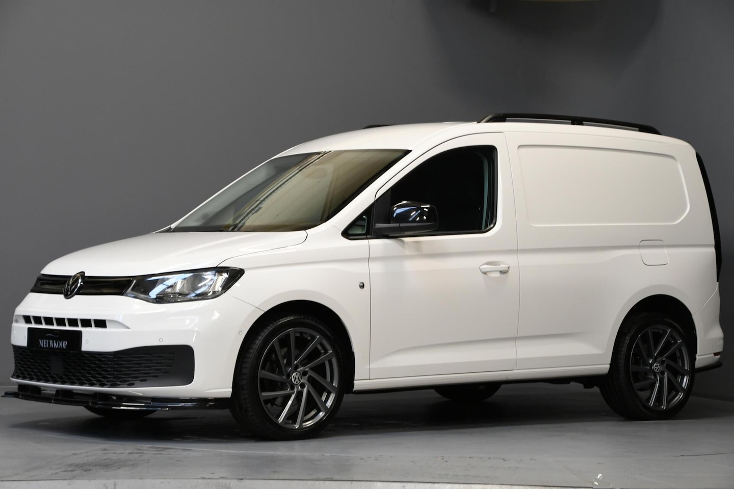 Volkswagen Caddy Cargo - 1.5 TSI N-EDITION | LEDER | PDC | CRUISE - AutoWereld.nl