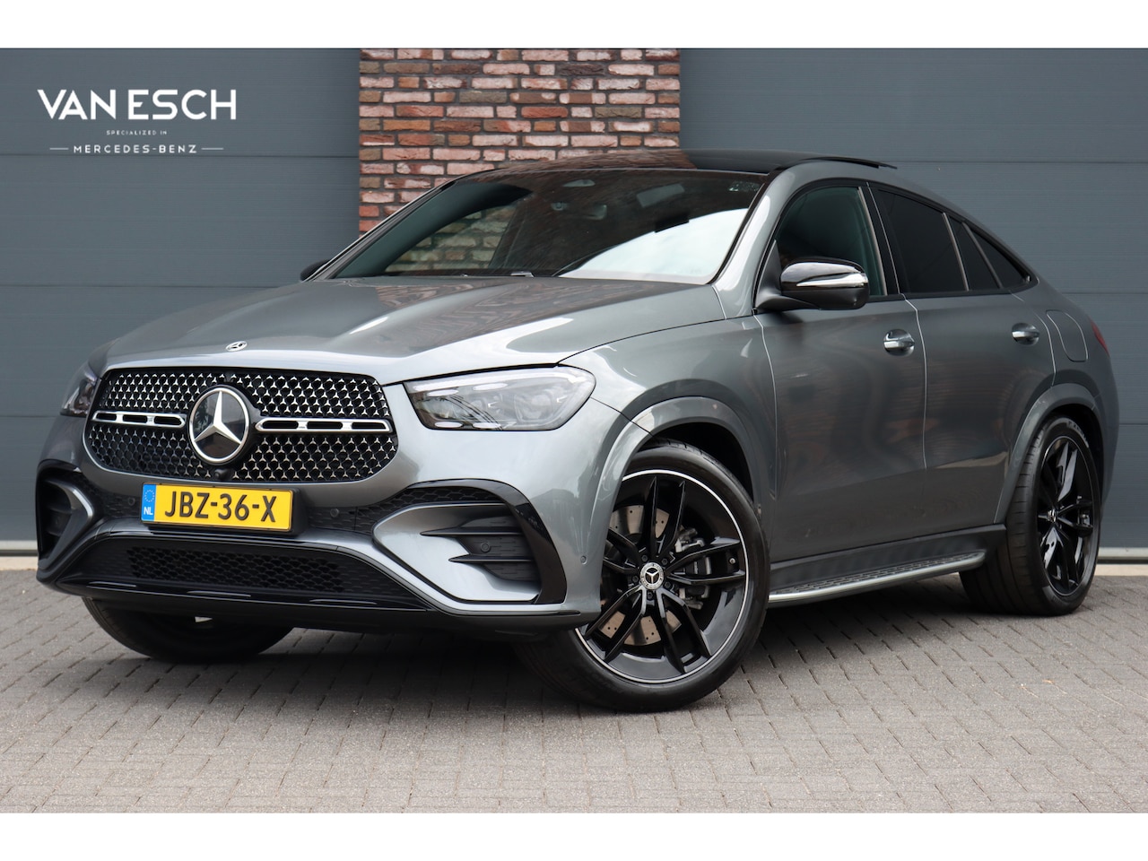 Mercedes-Benz GLE-Klasse Coupé - 350 de 4MATIC AMG Line Premium+ | Facelift | Luchtvering | Distronic | Panoramadak | Trekh - AutoWereld.nl