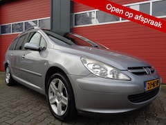 Peugeot 307 SW - 2.0 16V Pack, Clima, Cruise, Panodak