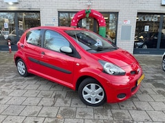 Toyota Aygo - 1.0-12V 5Drs Carplay scherm Weinig KM NAP