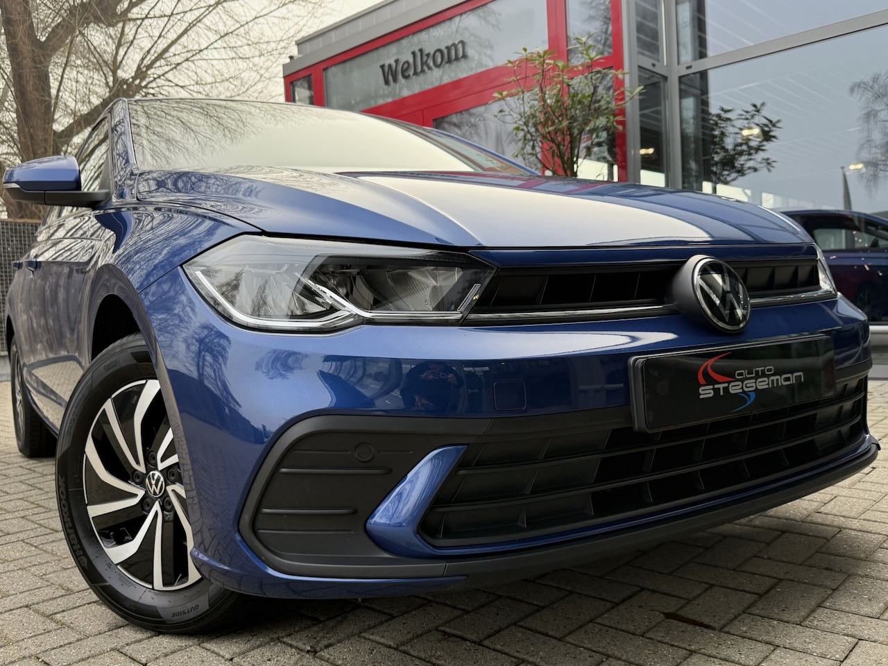Volkswagen Polo - 1.0 TSI LIFE *!* NAVIGATIE/ CARPLAY/ RADAR/ LMV/ VIRTUAL DASHBORD *!* - AutoWereld.nl