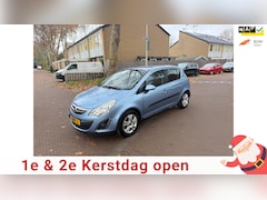 Opel Corsa - Eerste eigenaar / 76.000 NAP / Navigatie / Dealer onderhouden