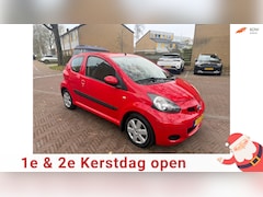 Toyota Aygo - Airco / Bouwjaar 2009 / Rijdt en schakelt goed