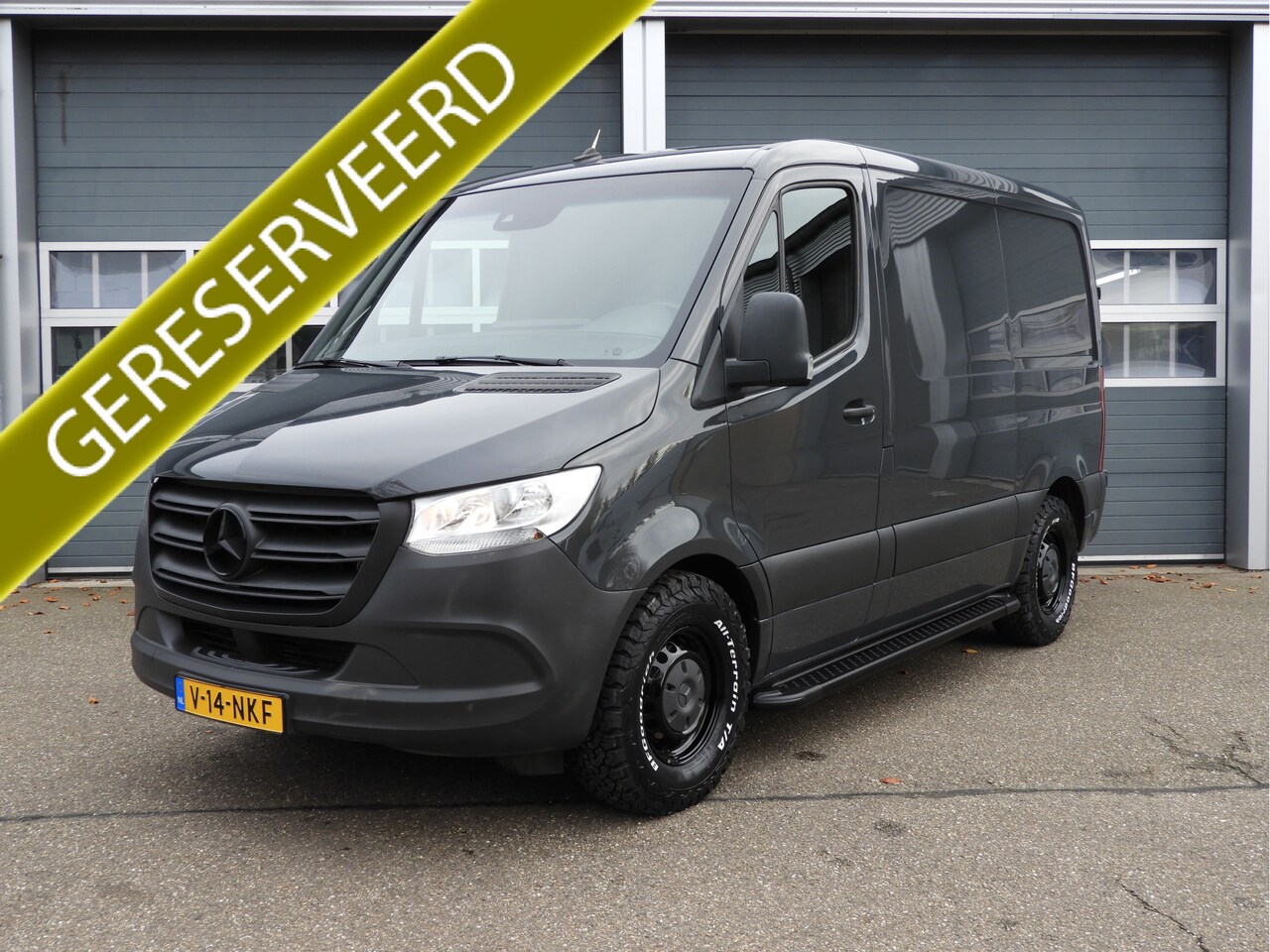 Mercedes-Benz Sprinter - 316 2.2 CDI L1H1 AUT RWD | AIRCO | MBUX | CAMERA | TREKHAAK - AutoWereld.nl