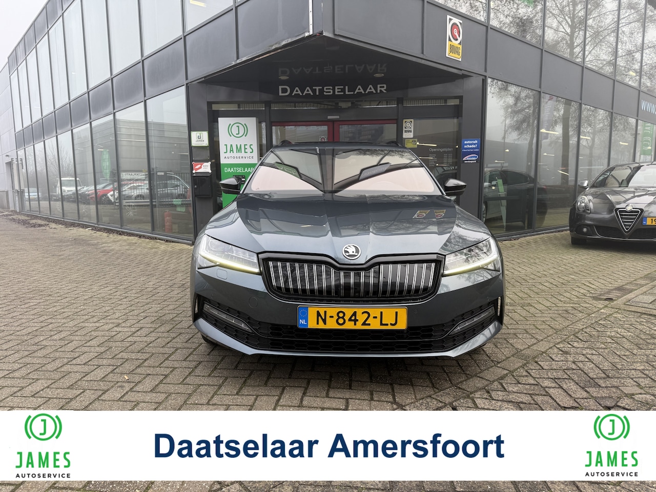 Skoda Superb Combi - 1.4 TSI iV Sportline Business PANDAK/|CANTON/MEMORY+STOELV - AutoWereld.nl