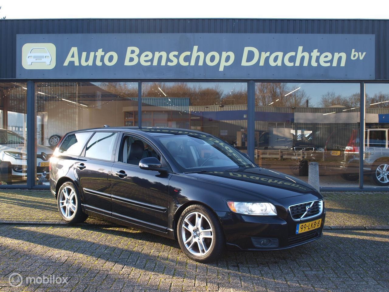 Volvo V50 - 1.6D Sport Xenon Leer Elec Stoel Stoelverw Clima Pdc Trekhaak - AutoWereld.nl
