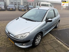 Peugeot 206 - AIRCO 1.4 2005 75PK NIEUWE KOPPELING SET