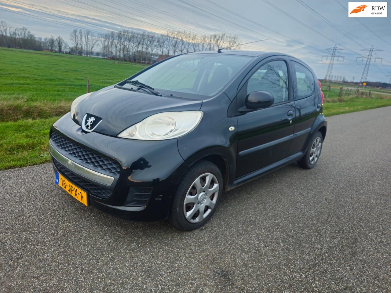 Peugeot 107 - 1.0-12V Sublime 5 deurs Airco. - AutoWereld.nl