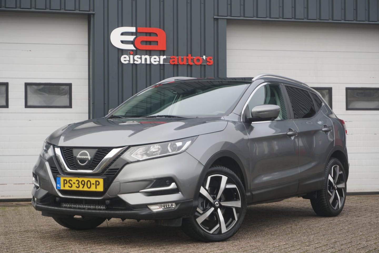 Nissan Qashqai - 1.2 N-Vision | 360 CAMERA | PANO | TREKHAAK | NAVI | ECC | - AutoWereld.nl