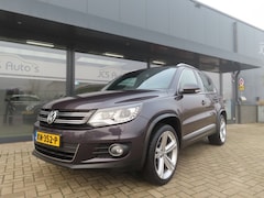 Volkswagen Tiguan - 1.4 TSI R-LINE Edition DSG Navi Leder Pano Trekhaak 2016