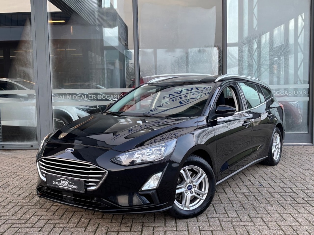 Ford Focus - 1.0 ECOB. TR ED. BNS NAVI AIRCO CRUISE CONTROL PDC - AutoWereld.nl