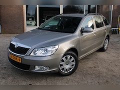 Skoda Octavia Combi - 1.2 TSI Airco, Cruise control, Elektrische ramen V, Mistlampen, Armsteun voor, Centrale de