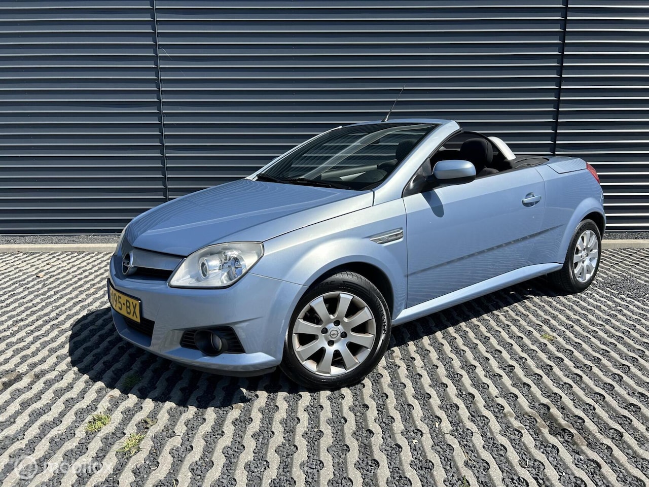 Opel Tigra TwinTop - 1.4-16V Enjoy | Airco | APK 04-04-2026 - AutoWereld.nl