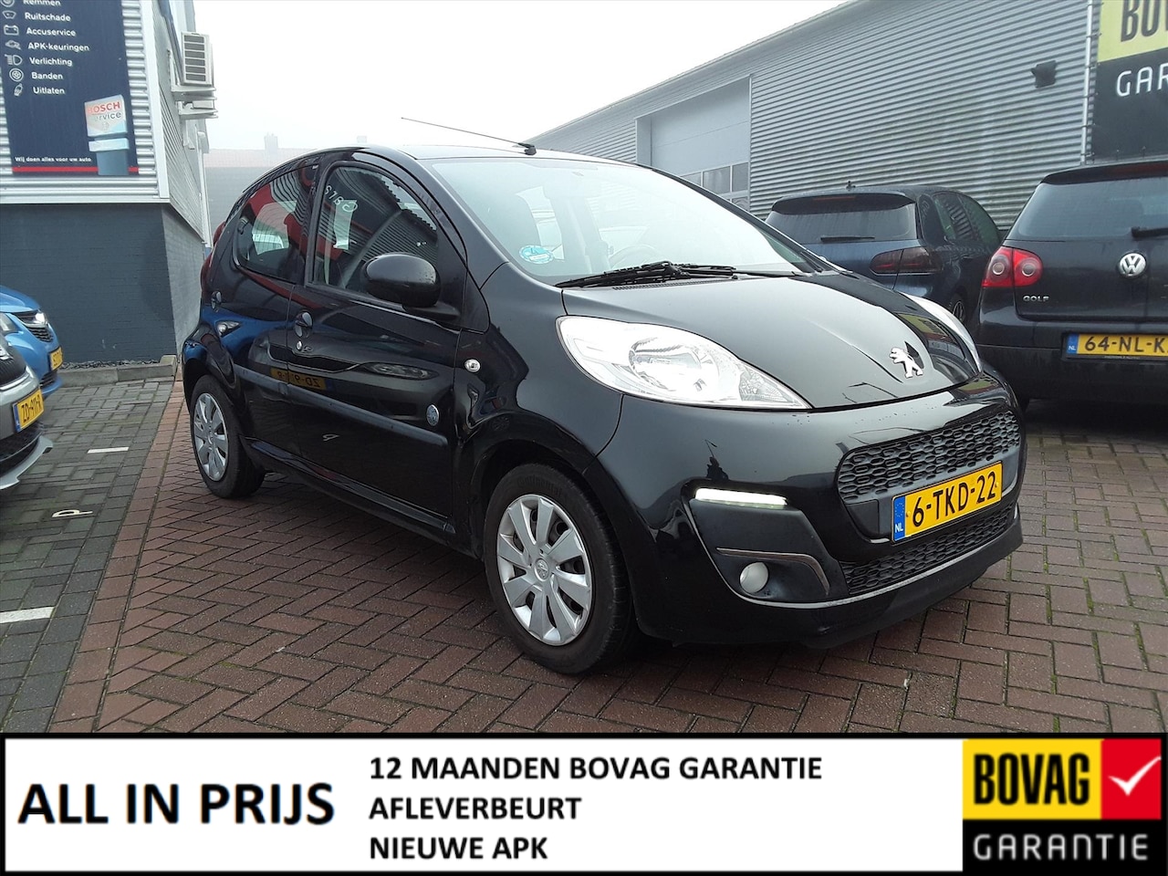 Peugeot 107 - 1.0 68PK 5D Envy - AutoWereld.nl