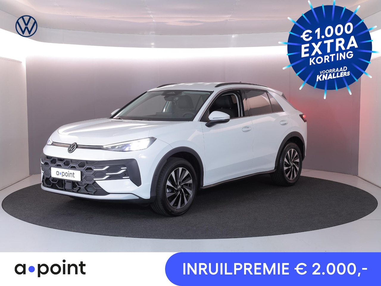 Volkswagen T-Roc - Life First Edition 1.5 eTSI 85 kW / 116 PK SUV 7 v - AutoWereld.nl