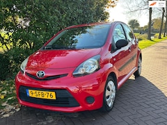 Toyota Aygo - 1.0 VVT-i Now lage km / airco