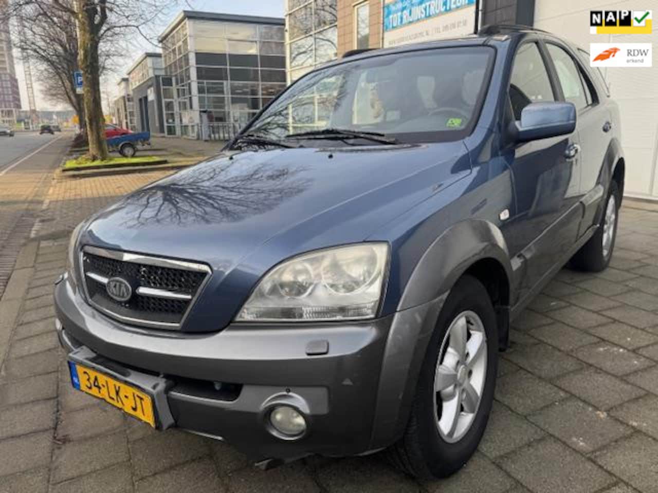 Kia Sorento - 3.5 V6 EX Luxe APK |NAP | AIRCO - AutoWereld.nl