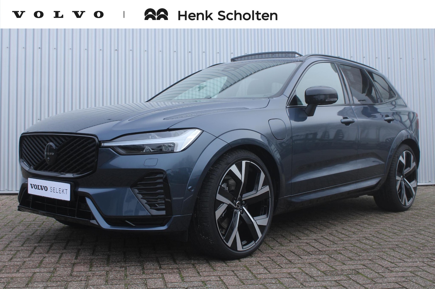 Volvo XC60 - T6 Plug-in hybrid AWD Ultra Black Edition | Bowers & Wilkins Premium Audio| Luchtvering | - AutoWereld.nl