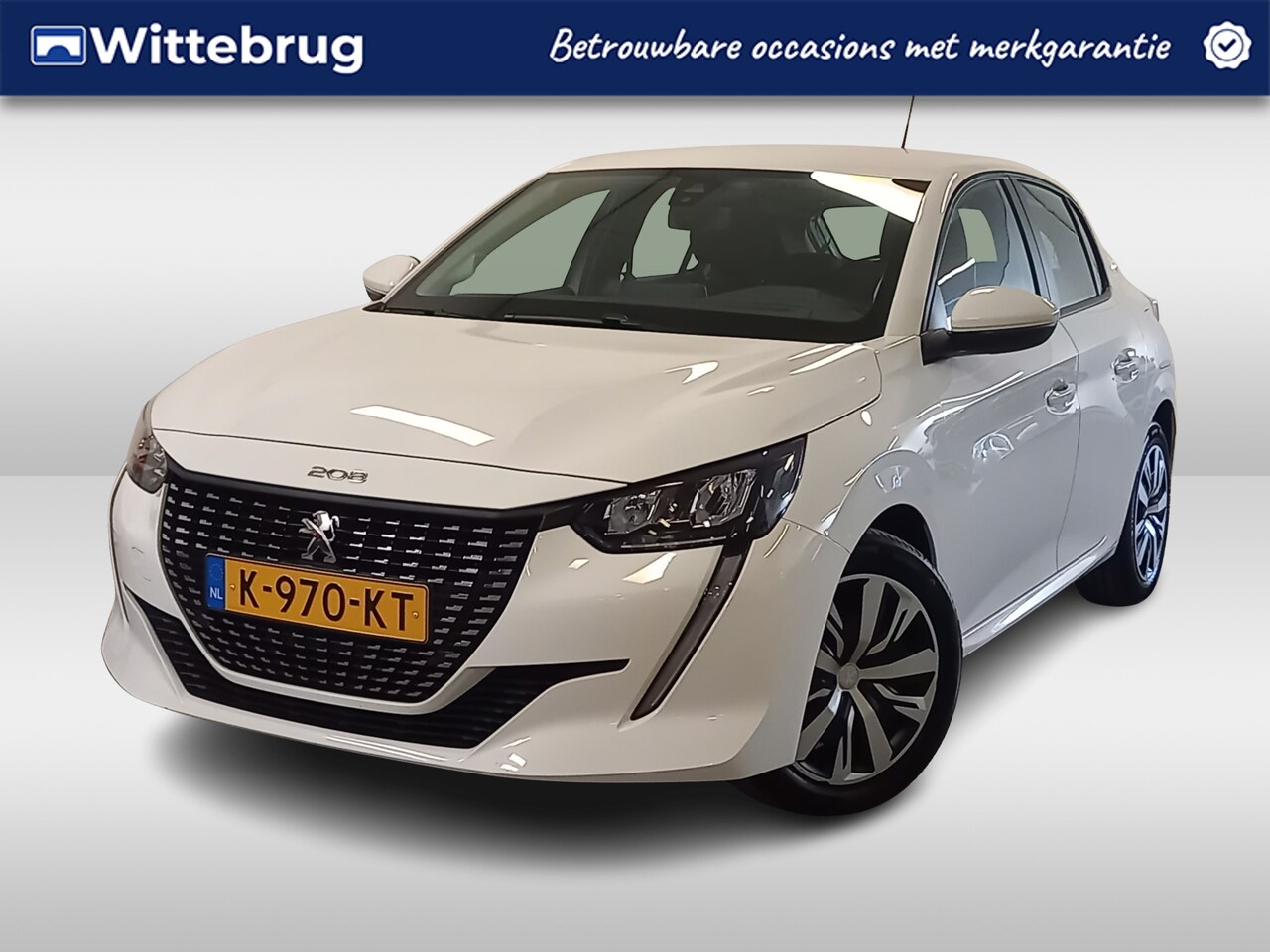 Peugeot 208 - 1.2 PureTech Active met o.a. Navigatie, Parkeersensoren en Bluetooth! - AutoWereld.nl