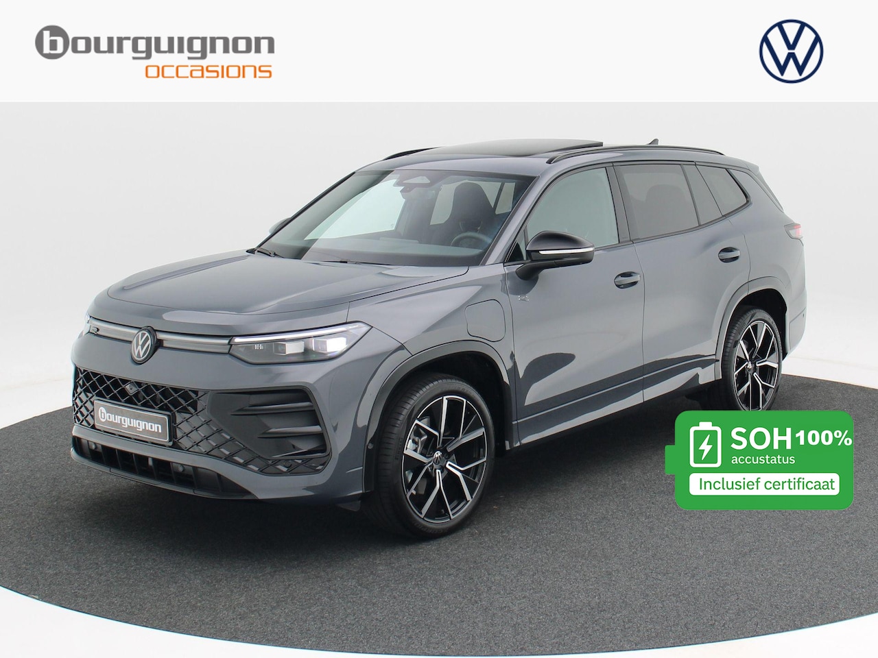 Volkswagen Tayron - 1.5 eHybrid 272 Pk Automaat R-Line Edition | Black Style | Panoramadak | Trekhaak | 20 Inc - AutoWereld.nl