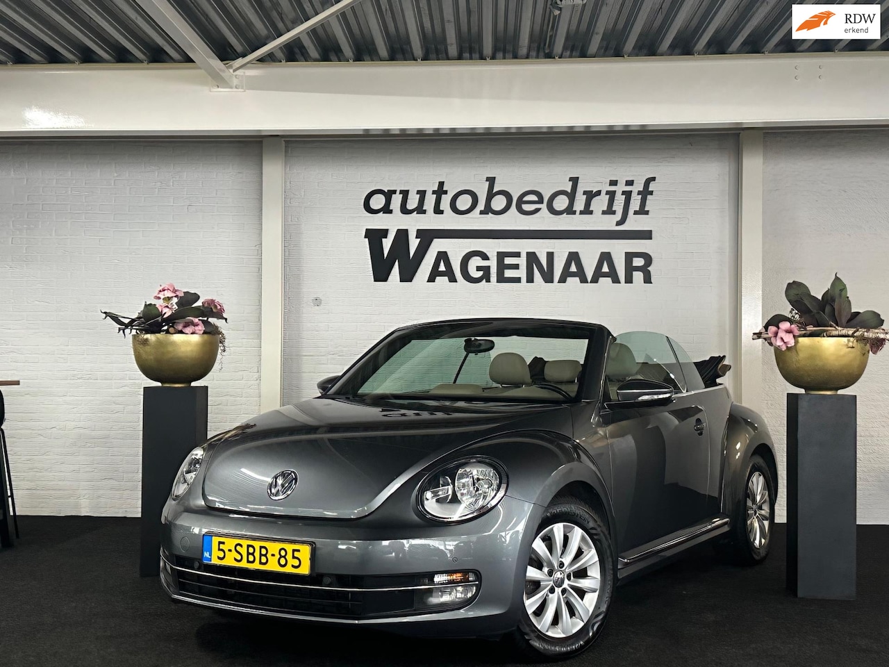 Volkswagen Beetle Cabriolet - 1.2 TSI Design Leer/Navi - AutoWereld.nl