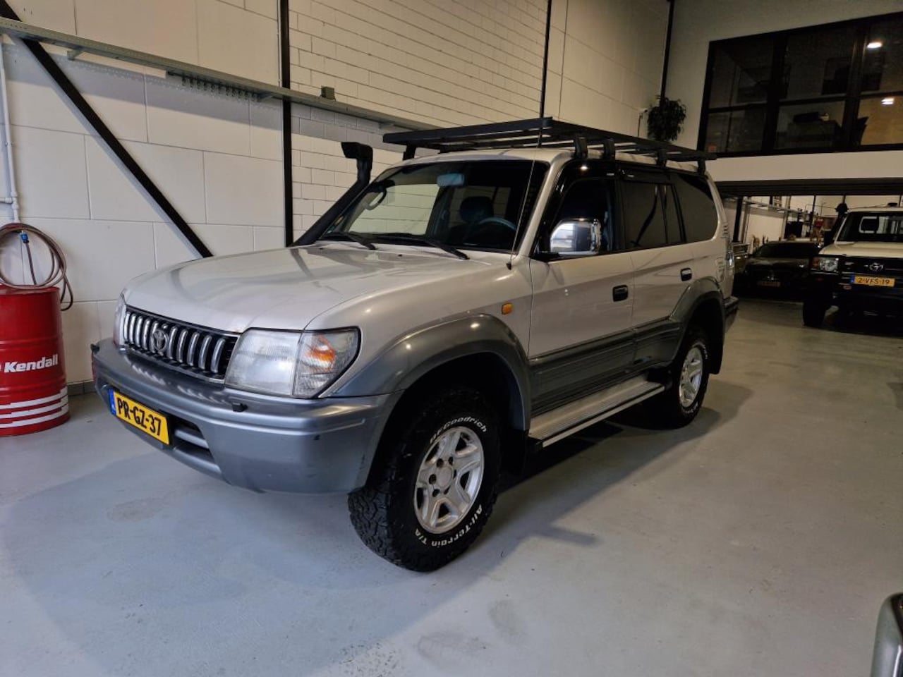 Toyota Land Cruiser 90 - LandCruiser 3.4i V6 Benzine - AutoWereld.nl