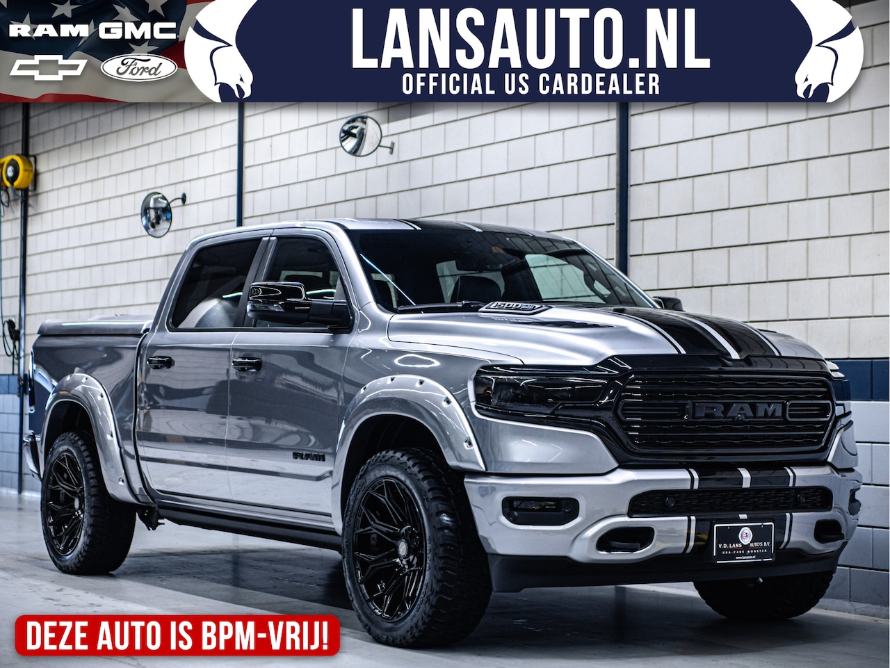 Dodge Ram 1500 - Limited Night Edition | Luchtvering | Head-Up Display | Custom built - AutoWereld.nl