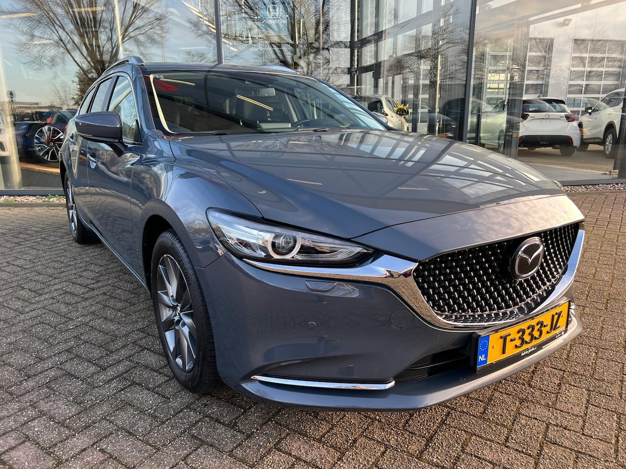 Mazda 6 Sportbreak - 2.0 SkyActiv-G 165 Centre-Line AUTOMAAT | TREKHAAK | 360 CAMERA | STOEL VERWARMING | HEAD- - AutoWereld.nl