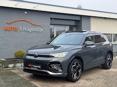 Volkswagen Tiguan - 1.5 eTSI R-Line pano trekh 20” IQ