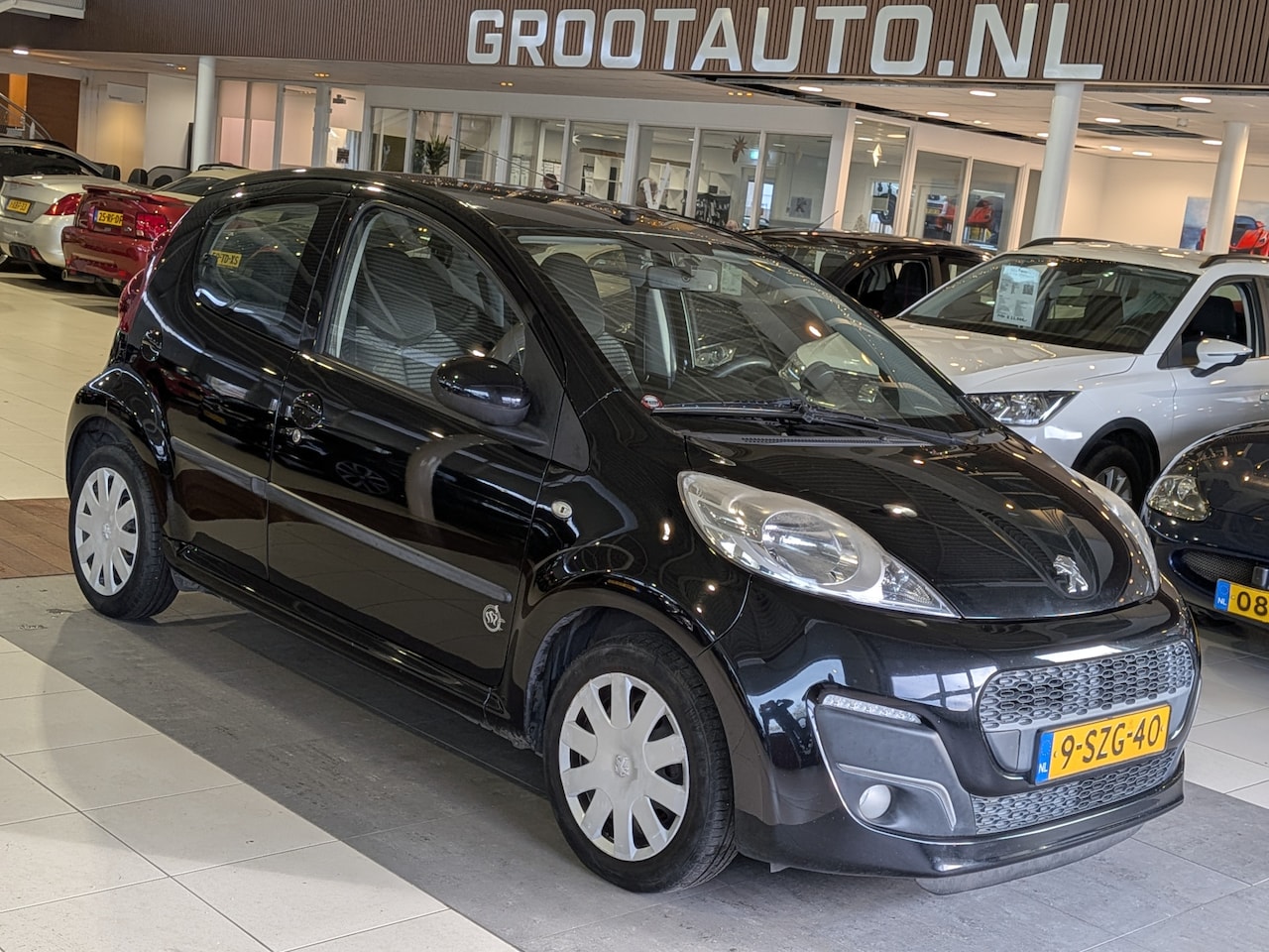 Peugeot 107 - 1.0 Active 5 Deurs, Airco, Stuurbekrachtiging - AutoWereld.nl