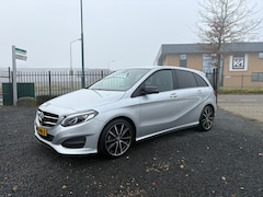 Mercedes-Benz B-klasse - 180 | Automaat | Urban & Night pakket | Afn. Trekhaak |