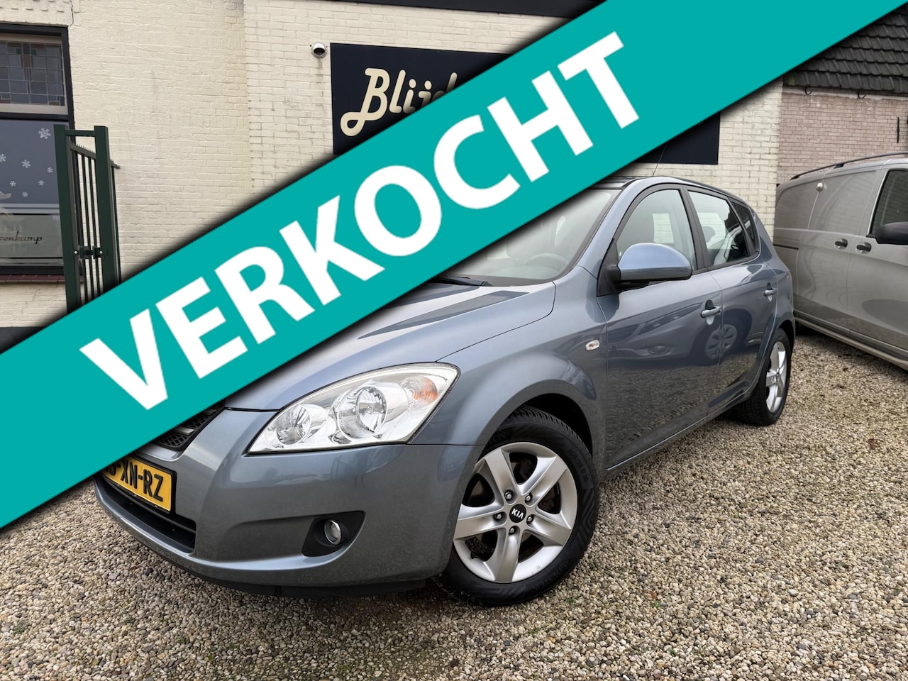 Kia Cee'd - 1.6 X-clusive Clima | Leer | LM | Stoel VW. | Navi | All Season Banden | 2e Eigenaar - AutoWereld.nl