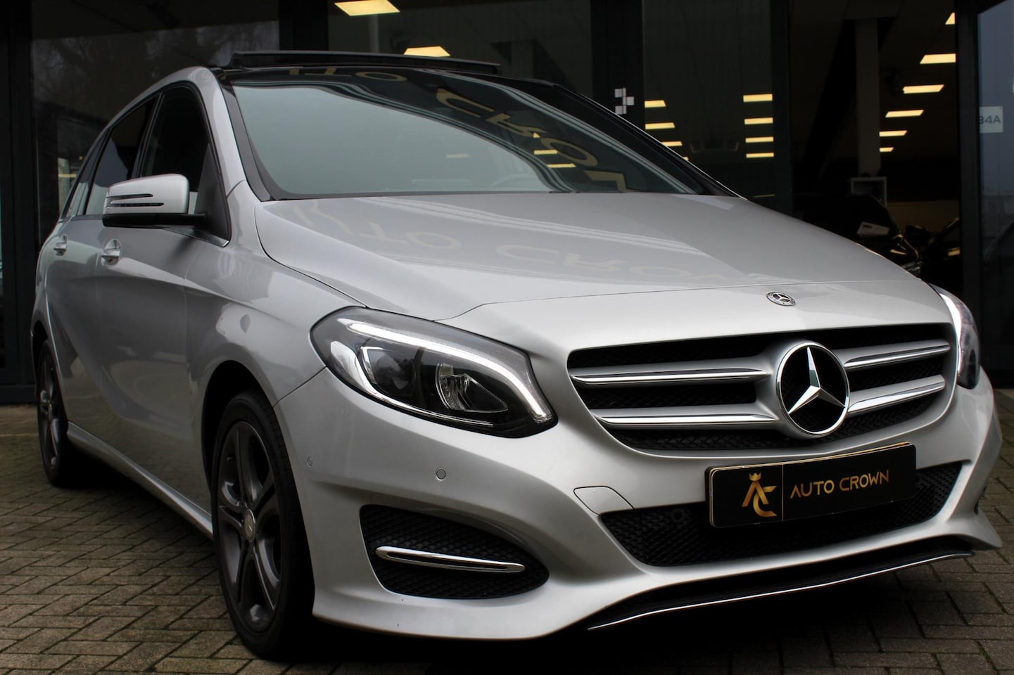 Mercedes-Benz B-klasse - 180 Ambition Automaat & 75.045km! NAP! 2018 - AutoWereld.nl