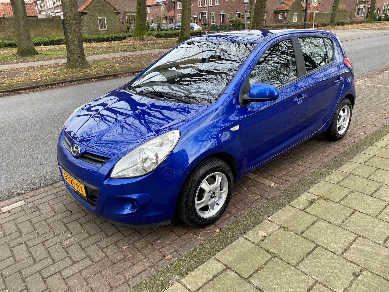 Hyundai i20 - 1.2i ActiveVersion Young MET AIRCO - AutoWereld.nl