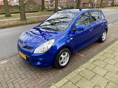 Hyundai i20 - 1.2i ActiveVersion Young MET AIRCO