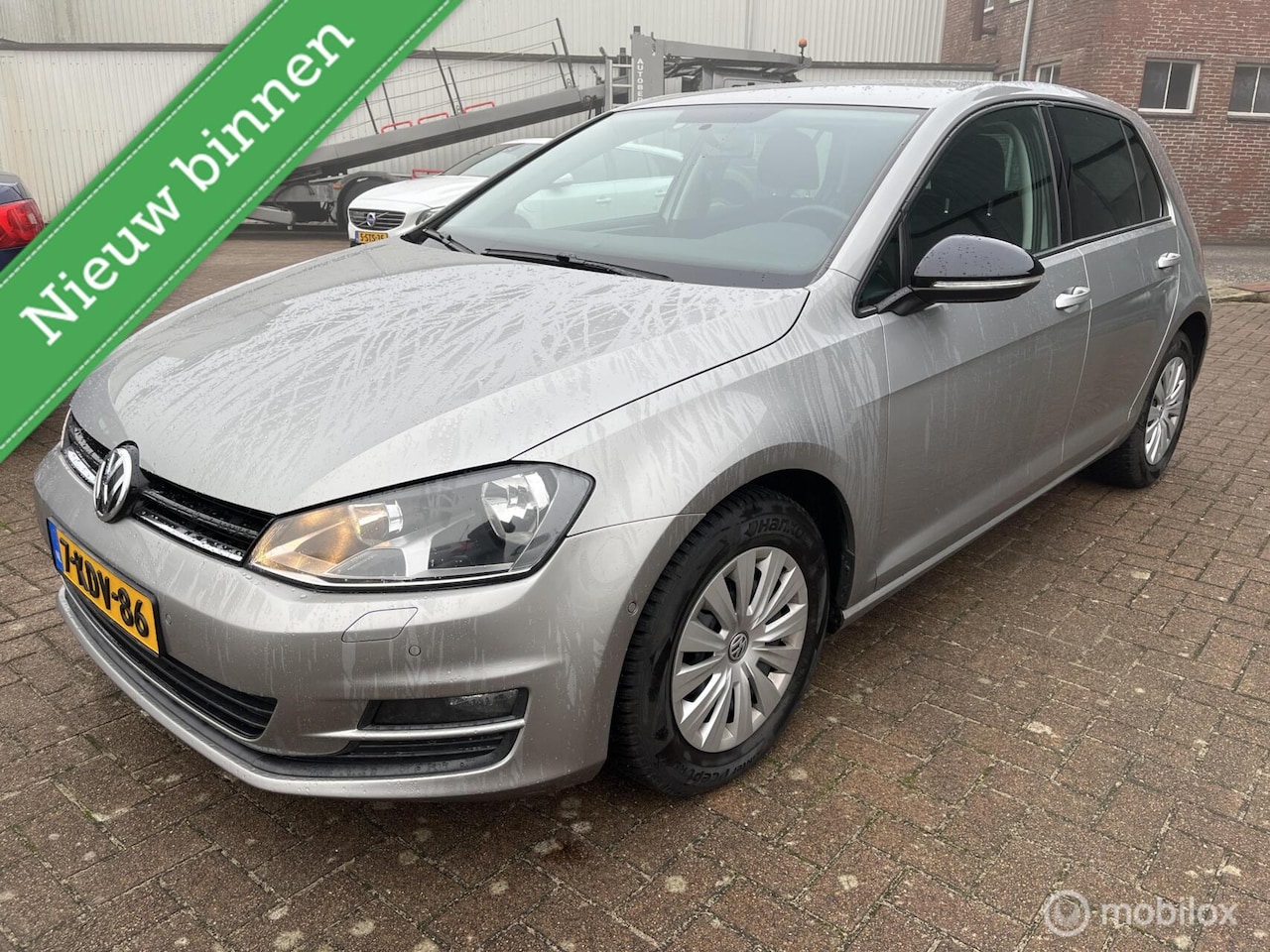 Volkswagen Golf - 1.2 TSI Trendline NL auto dealer onderhouden - AutoWereld.nl