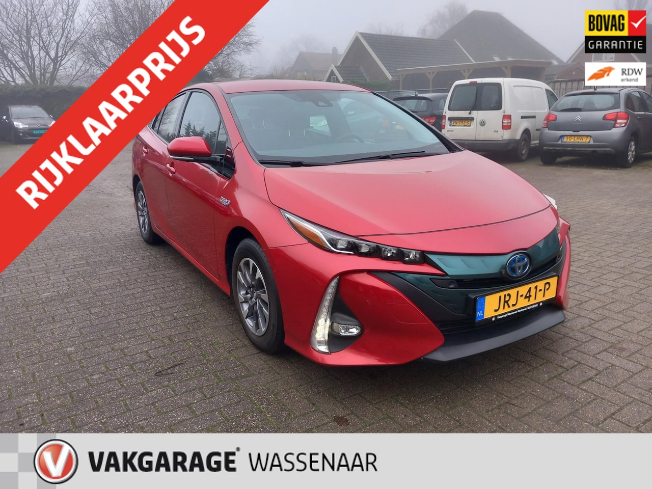 Toyota Prius - 1.8 Plug-in Dynamic leer navi camera - AutoWereld.nl