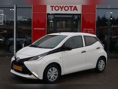 Toyota Aygo X - X-NOW 5-DEURS AIRCO EL-RAMEN RADIO LED-DAGRIJVERLICHTING NL-AUTO